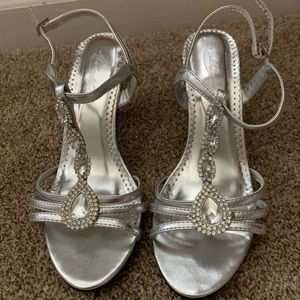 David’s bridal shoes